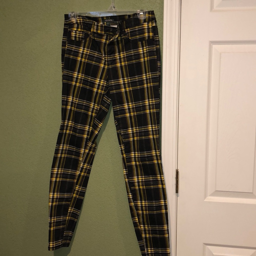 Patterned Jeans